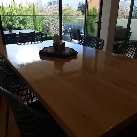 Kate'S Place By Lagos Marina-Air Conditioning *