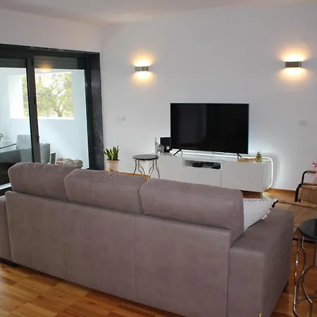 Kate'S Place By Lagos Marina-Air Conditioning 라고스