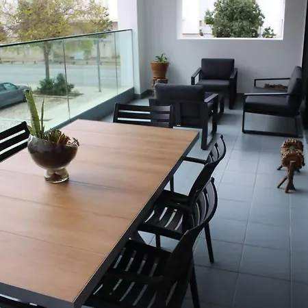 Kate'S Place By Lagos Marina-Air Conditioning *
