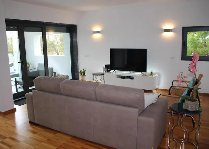 Kate Place By Marina With Ac Lagos